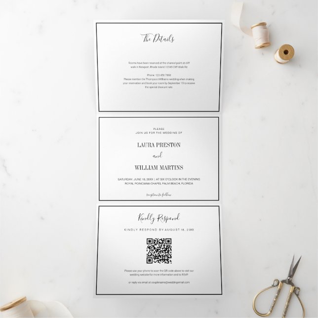 Convite Com Dobra Tripla Foto de Casamento Chic com Código QR RSVP e Detalh (Dentro)