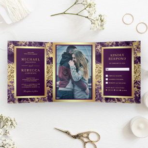Convite Com Dobra Tripla Fotos Casamento com Brilho Dourado Mármore Roxo