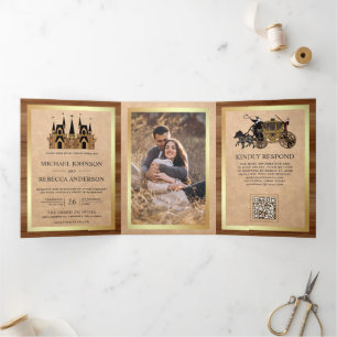 Convite Com Dobra Tripla Kraft Wood Castelo de Contos de Fadas Código QR Ca