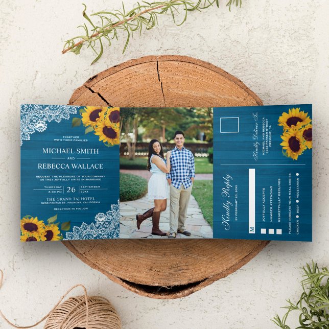 Convite Com Dobra Tripla Malibu Blue Wood Lace Sunflower Photo (Criador carregado)