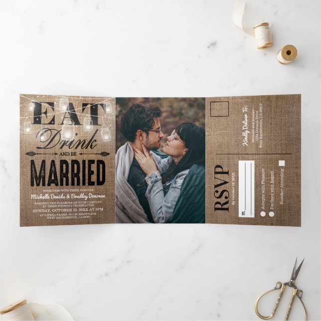 Convite Com Dobra Tripla Pote de Pedra com Lona Rústica Tudo em Um Casament (Dentro)