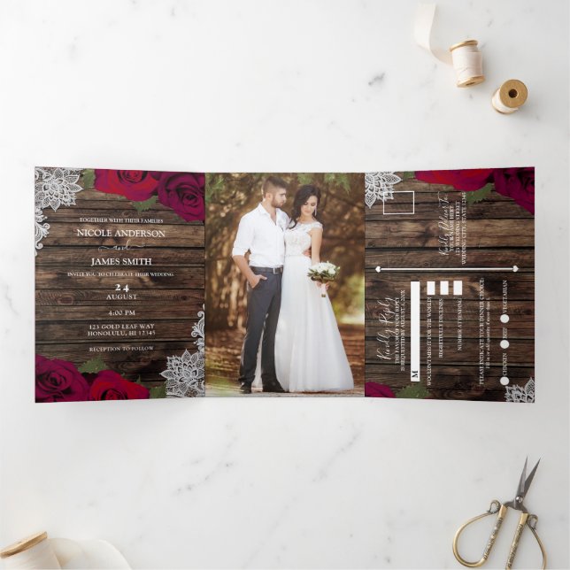 Convite Com Dobra Tripla Rosas Vermelhas e Renda Elegante Casamento de Made (Dentro)