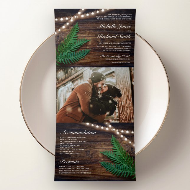 Convite Com Dobra Tripla Rustic Wood Fern Greenery String Luzes Casamento (Criador carregado)
