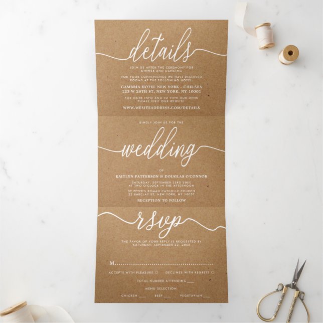 Convite Com Dobra Tripla Suíte de Casamento Simples de Script Kraft Rustic  (Dentro)