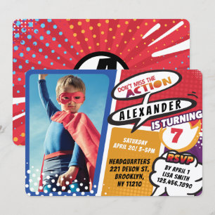 Convite cómico do aniversário da foto do