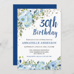 Convite Confetti Dourado com Aquarela Azul aniversário de<br><div class="desc">aniversário de 30 anos Blue Floral Watercolor Dourado Confetti Invitation O design apresenta belos azuis e florais verdes.</div>