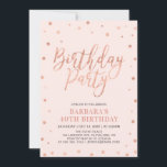 Convite Confetti e Blush Dourados rosa | Festa de aniversá<br><div class="desc">Celebre seu dia especial com este modelo na moda moderno de convites de aniversário. Este design apresenta um confete texturizado rosa de ouro chic com um fundo cor-de-rosa pincelado.</div>