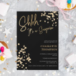 Convite Confetti, foto negra de ouro moderno, Sweet 16<br><div class="desc">É uma surpresa! Elegante ouro simples e moderno sobre foto negra 16 Docinho com confete dourado</div>