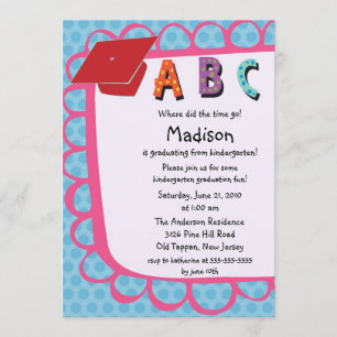 Convite cor-de-rosa BONITO da graduação do jardi