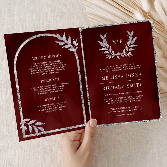 Convite Coroa de Folhas de Louro Prateado Casamento Vermel (Criador carregado)