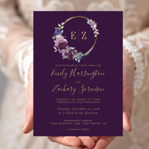 Convite Coroa Floral Dourada Monograma Roxo Casamento