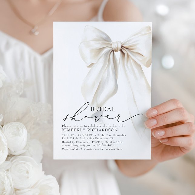 Convite Creme Chic do Chá de panela Branco Elegante (White Bow Elegant Romantic Bridal Shower Invitation)