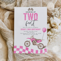 Crescendo Duas Bicicletas De Camisa Rosa Rápida An