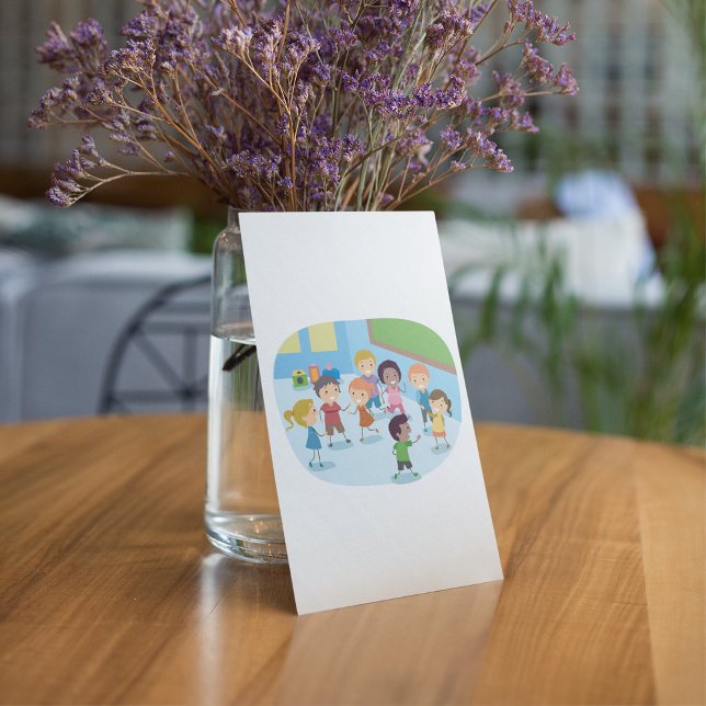 Convite Crianças Brincando Na Sala De Aula (Criador carregado)