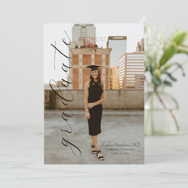 Convite Custom Graduation Announcement & Party Invitation  (Em pé/Frente)