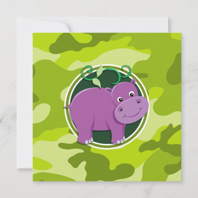 Convite Cute Hippo; brilhante camo verde, camuflagem (Frente)