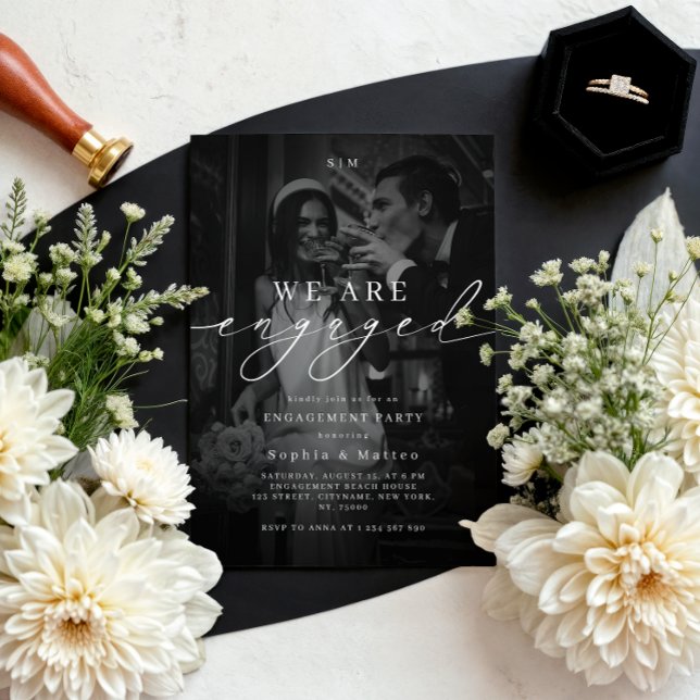 Convite DARK & FADED PHOTO Monogram Engagement Party (Criador carregado)