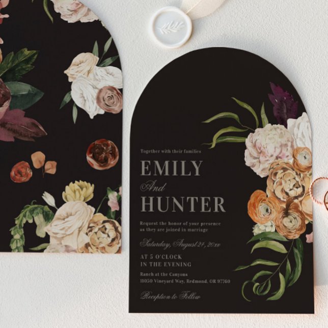 Convite Dark Florals Arch Photo Wedding Invitation (Criador carregado)