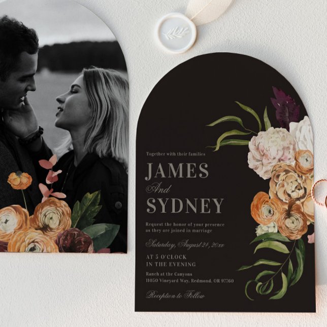 Convite Dark Florals Arch Photo Wedding Invitation (Criador carregado)