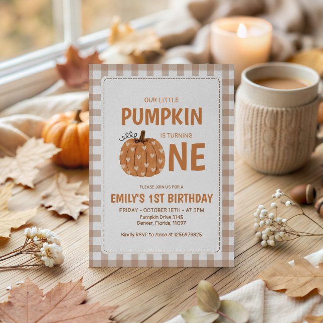 Convite de 1º Aniversário Gingham Little Pumpkin (Criador carregado)