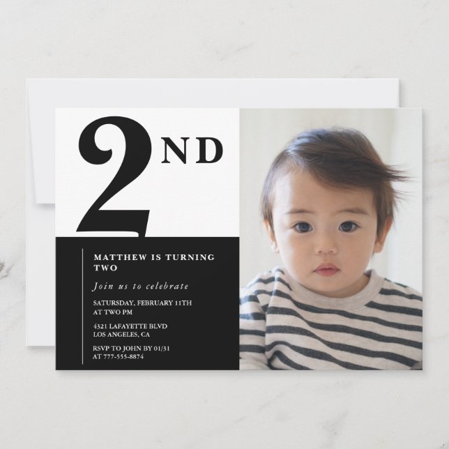 Convite de 2º aniversário elegante Preto Chic Mode (Frente)