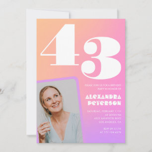 Convite de aniversário de 43 anos com gradiente ro