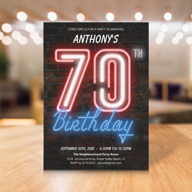Convite de aniversário de 70 de Sinal Neon (Neon Sign Retro 70th Birthday Party Invitation)