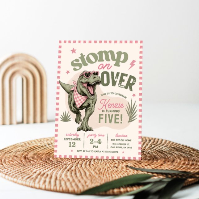 Convite de Aniversário de Dinossauro Rosa (Criador carregado)