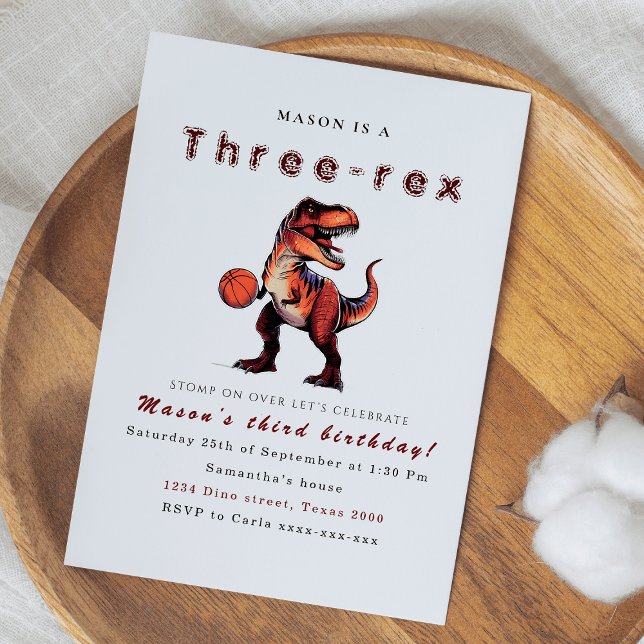 Convite de aniversário de dinossauros tríplice (Criador carregado)