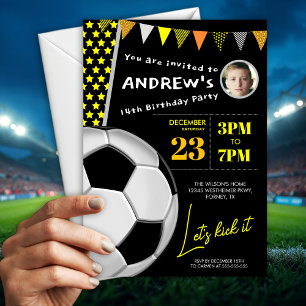 Convite de Aniversário de Futebol Alegre Amarelo
