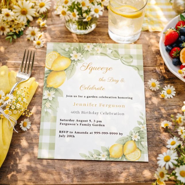 Convite de aniversário de jardim com gingham de li (Criador carregado)