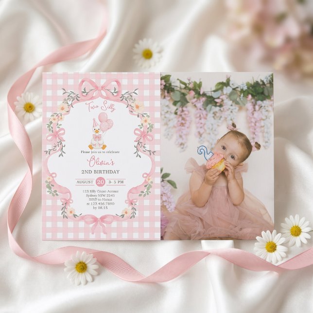 Convite de Aniversário de Menina com Laço Rosa de  (Criador carregado)