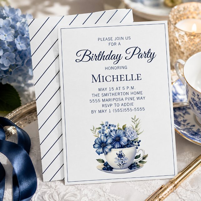 Convite de Aniversário de Mulheres Elegantes Xícar (Elegant blue teacup and pinstripes birthday party invitation)