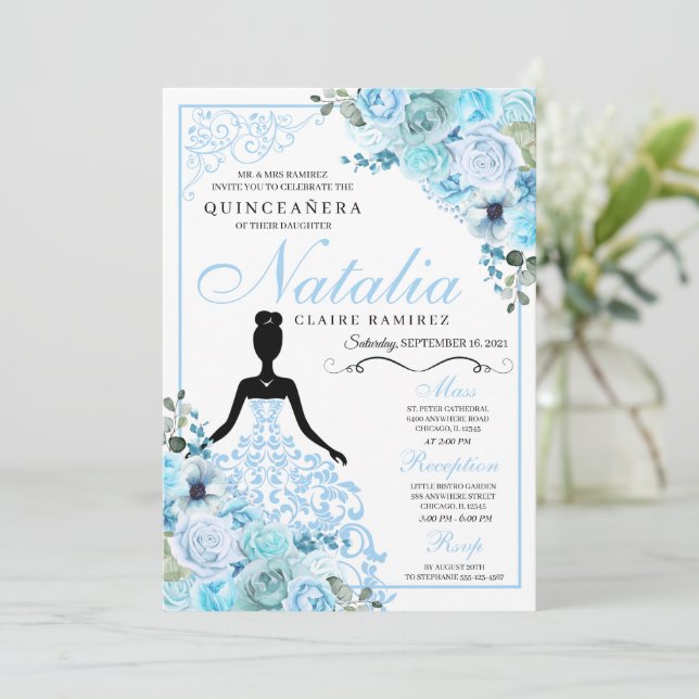 Convite de Aniversário de Quinceanera Floral Azul  (Em pé/Frente)
