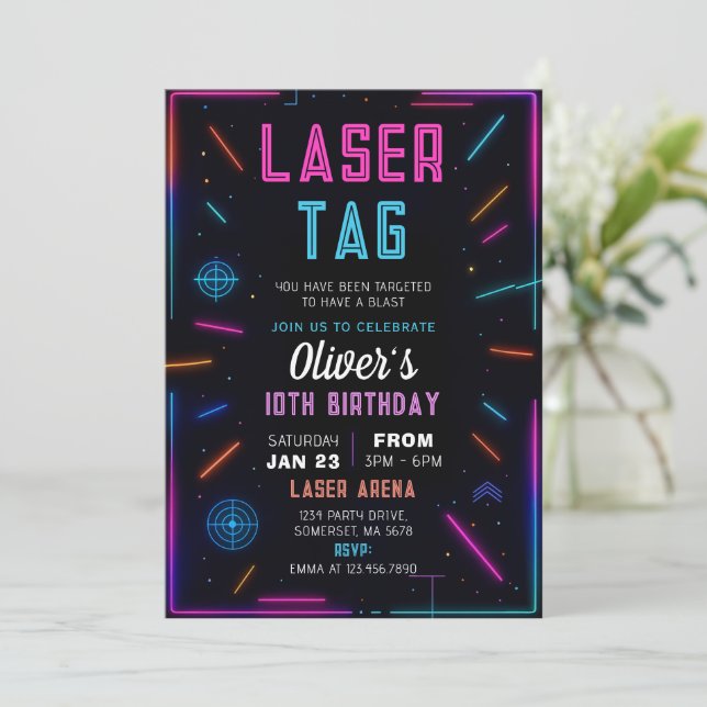 Convite de Aniversário de Tiro com Laser Neon (Em pé/Frente)
