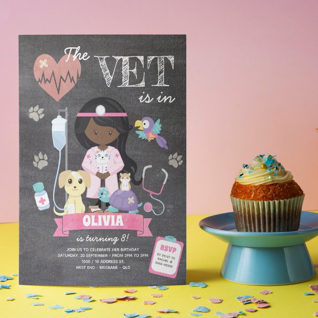 Convite de aniversário de TV Afro Chalkboard Girl (This girl’s vet birthday invitation is just the right medicine to give your little one celebration!)