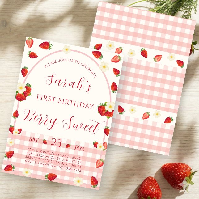 Convite de Aniversário de Um Ano Berry Sweet Straw (Berry Sweet Strawberry First Birthday Party Invite)
