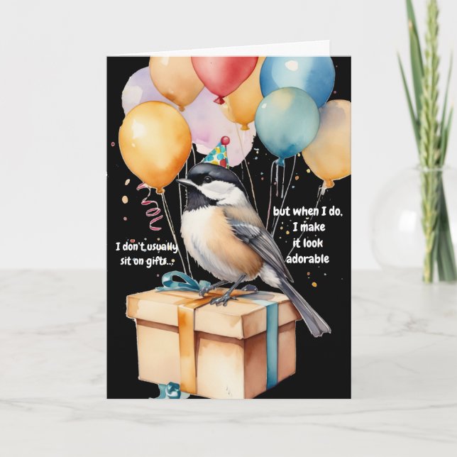 Convite de Aniversário Divertido da Chickadee em A (Frente)