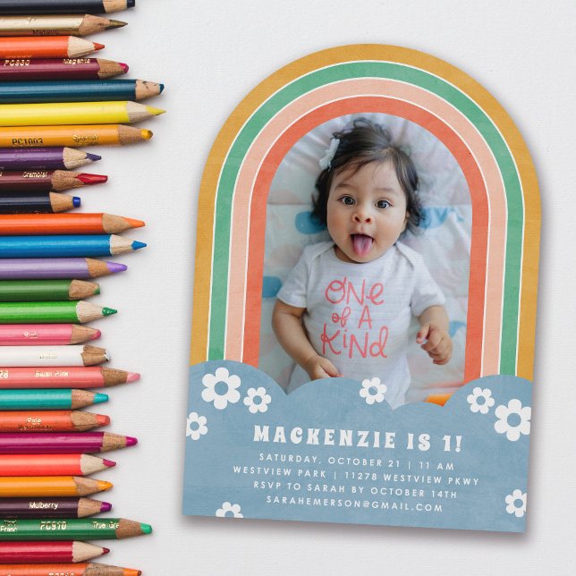 Convite de aniversário do Orange Floral Rainbow Ki (Criador carregado)