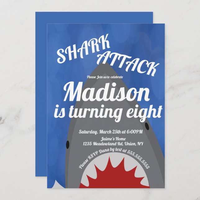 Convite de aniversário moderno de Shark Themed (Frente/Verso)