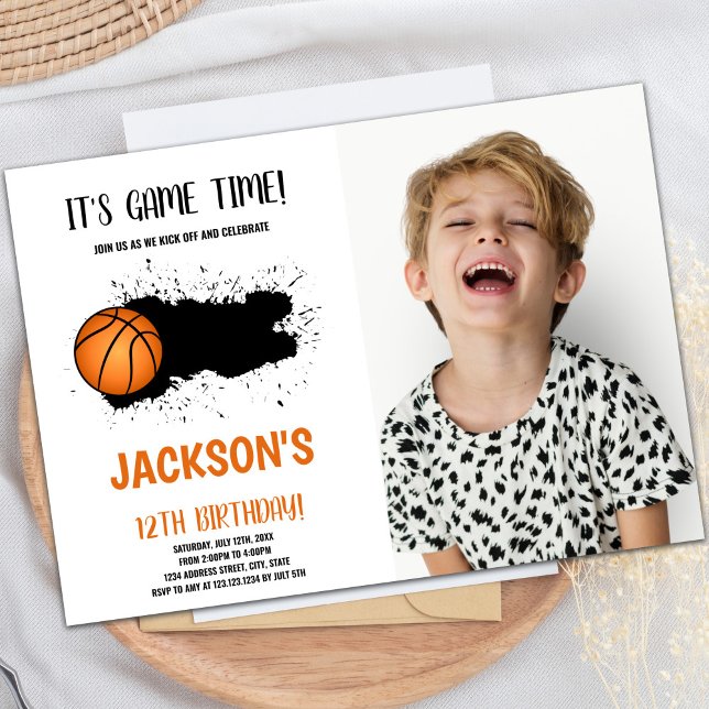 Convite de Aniversário para Basquete de Tinta Negr (Black Ink Basketball Birthday Invitations photo)