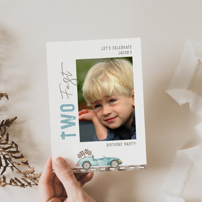 Convite de Aniversário para Duas Carros de Corrida (Criador carregado)