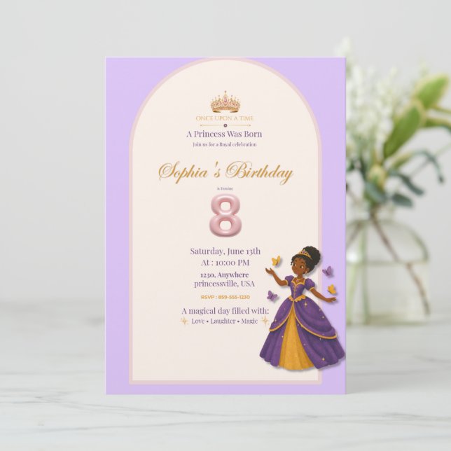 Convite de aniversário princesa violeta e dourado  (Em pé/Frente)