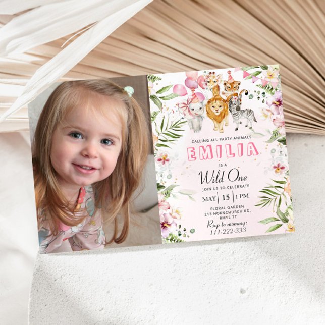Convite de aniversário selvagem de um safari com f (Criador carregado)
