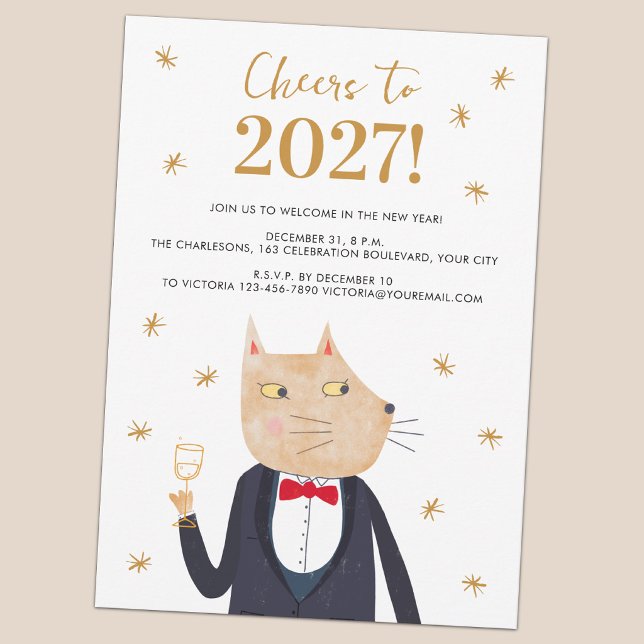 Convite de Ano Novo com Gato em Smoking (Fun Cat in a Suit Cheers to 2027 New Year's Eve party invitation)