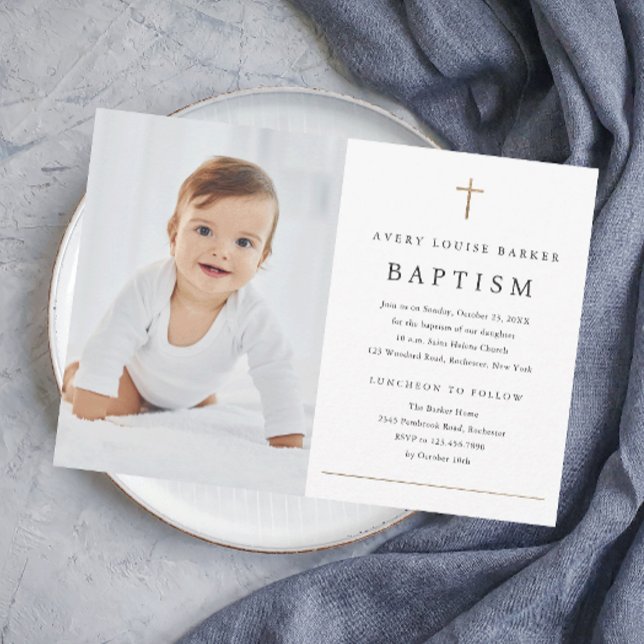 Convite de Batismo Religioso Cruz de Ouro Minimali (Elegant simple photo baptism invitation with gold accents and minimalist typography.)