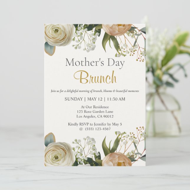 Convite de Brunch do Dia das Mães Floral Elegante (Em pé/Frente)