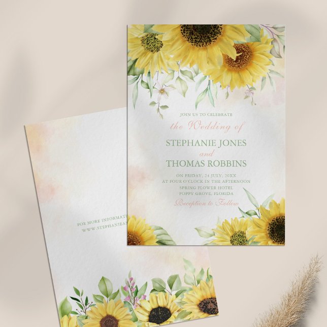 Convite de Casamento Alegria do Girassol Rústico (Rustic Sunflower Delight Wedding Invitation on a table.)