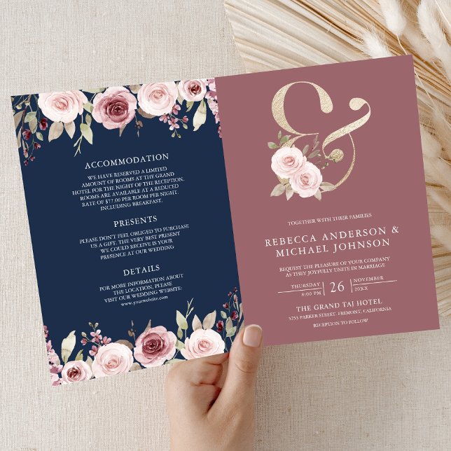 Convite de Casamento Azul Naval com Código QR Flor (Criador carregado)