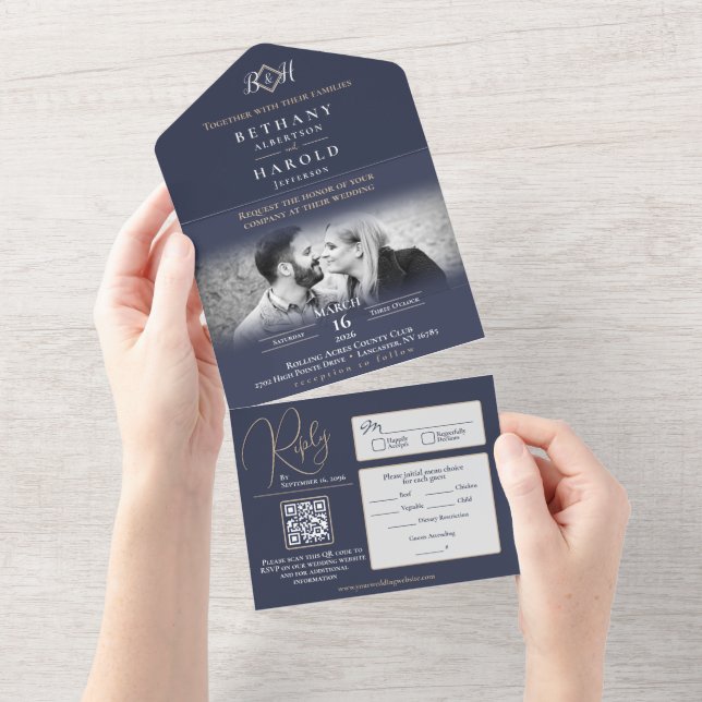 Convite de Casamento Blue Monogram All in One (Aba destacável)